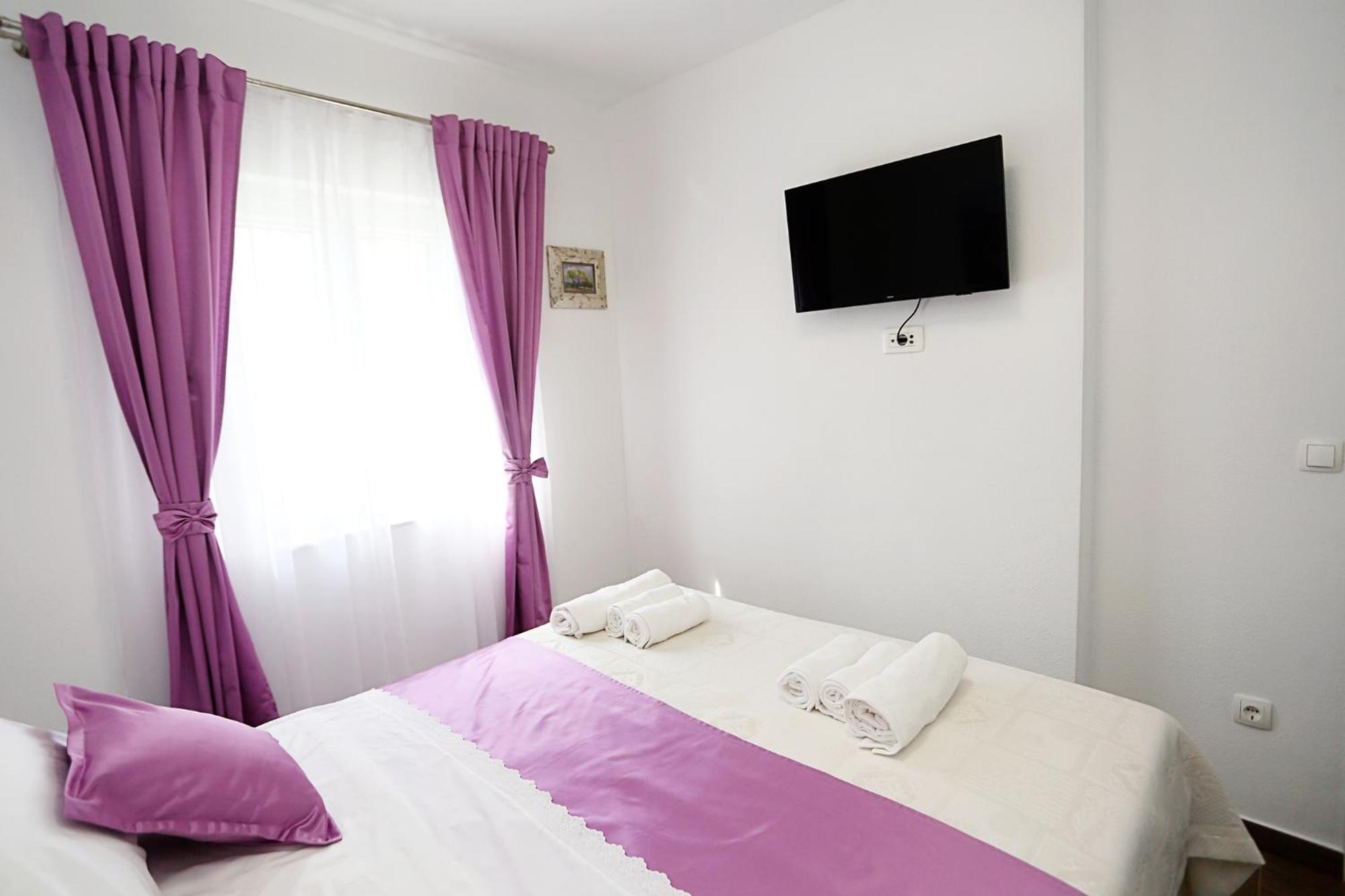 Apartments Romarin Supetar Luaran gambar