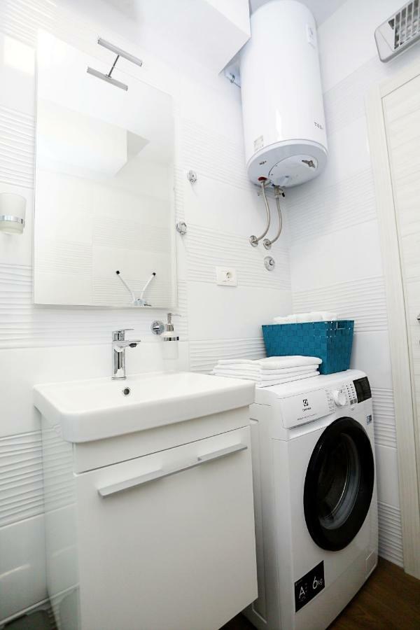 Apartments Romarin Supetar Luaran gambar