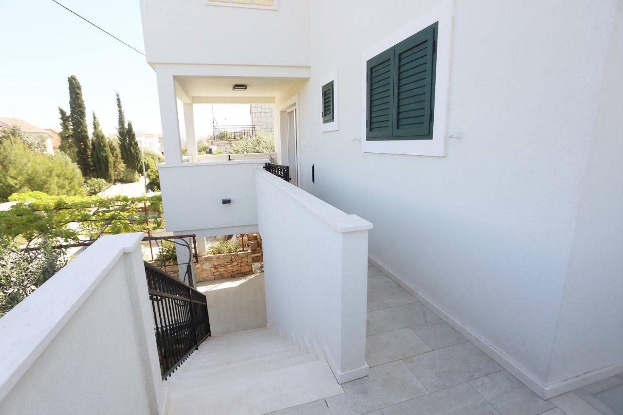 Apartments Romarin Supetar Luaran gambar